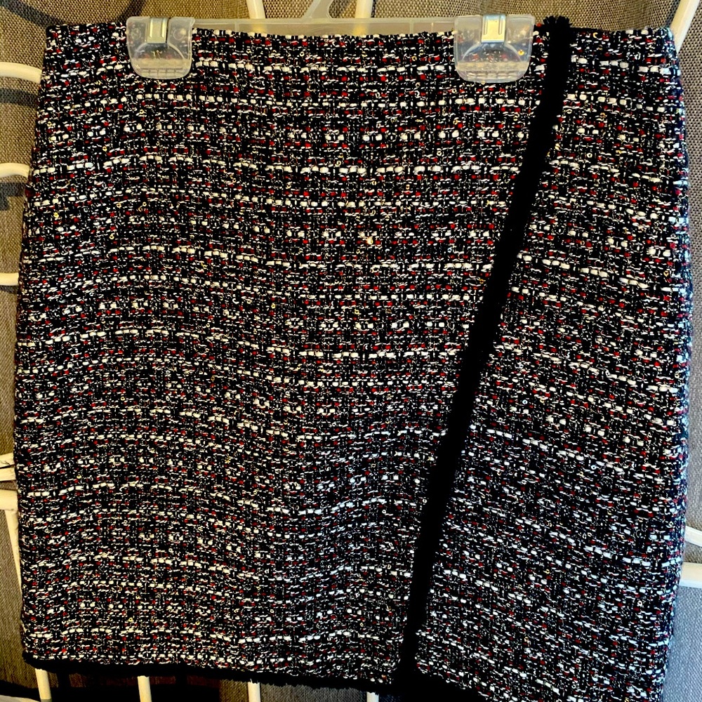 LOFT Bouclée Mini skirt 6p NWOT